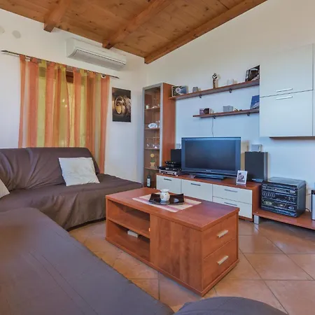 Beautiful In Apartman *